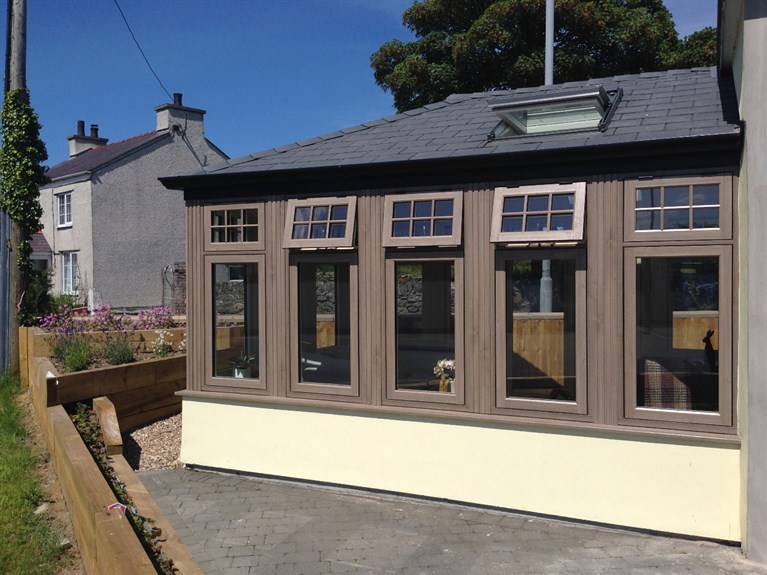 NEW Residence 9 and warm roof extension