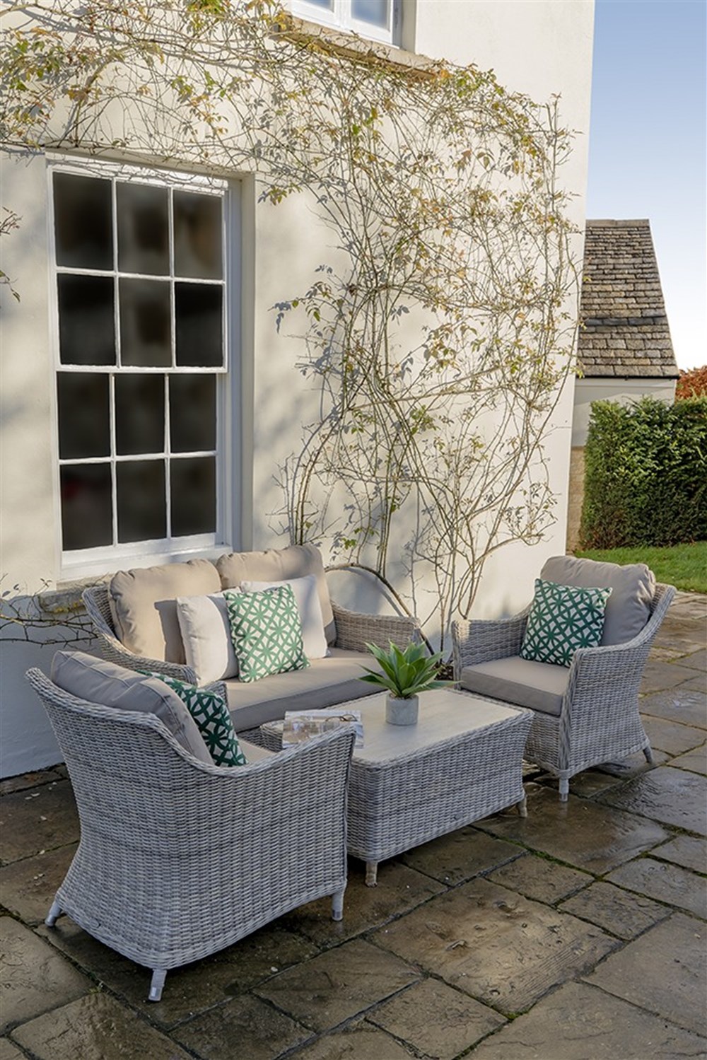Outdoor furniture bbqs firepits Llandudno North Wales Cheshire